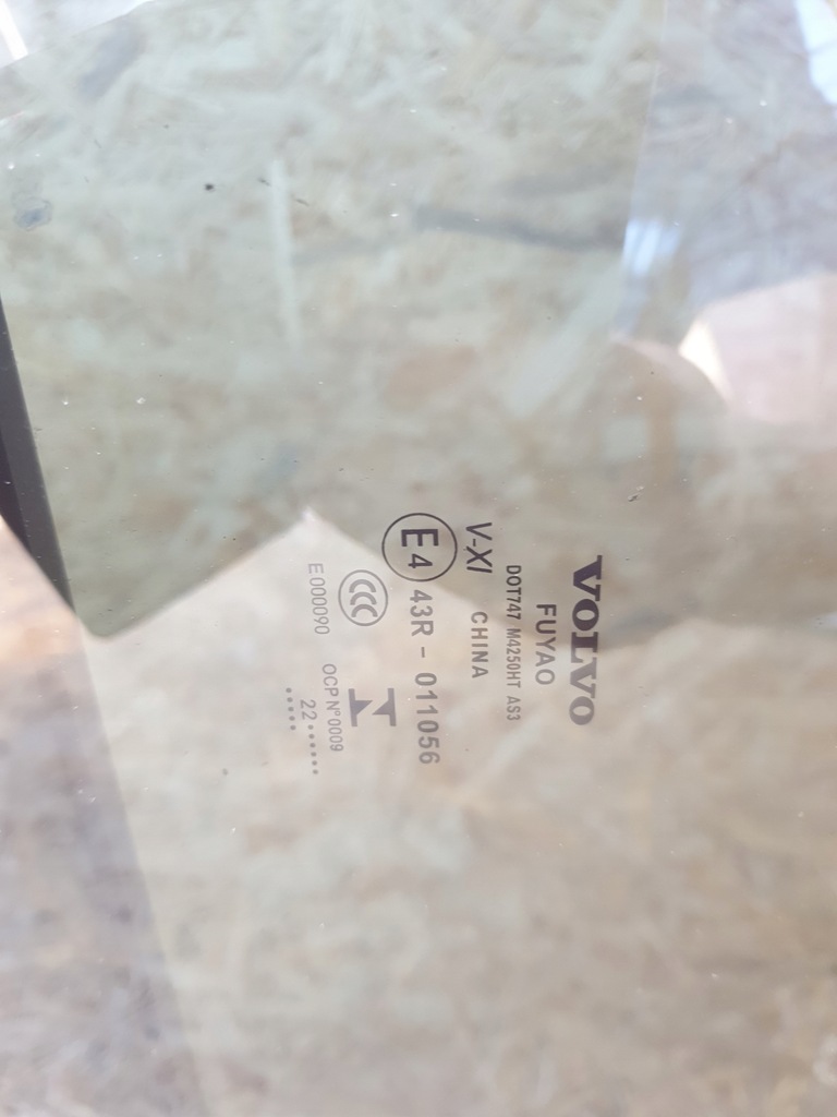 фото №6, Volvo xc40 крыша панорама люк комплект