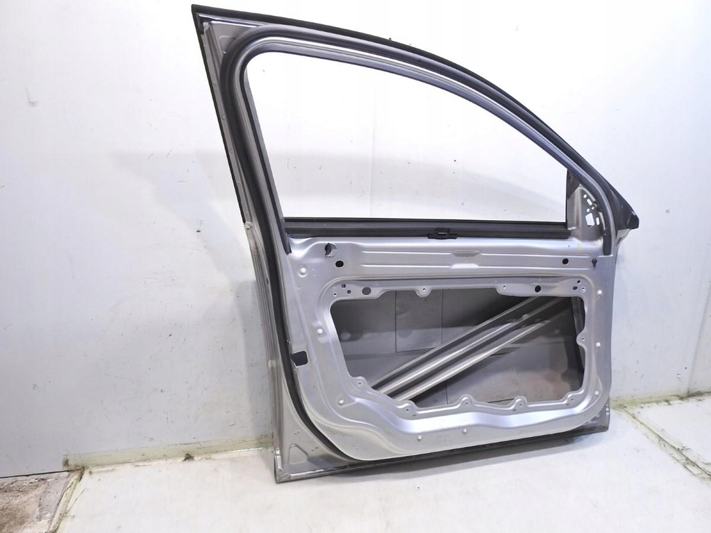 фото №11, Двері лівий перед 426-26 volvo v70 iii