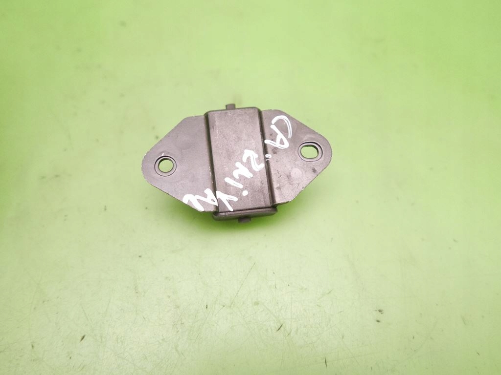 фото №6, Отбойник крышки задняя правый kia carnival i fl 01-05