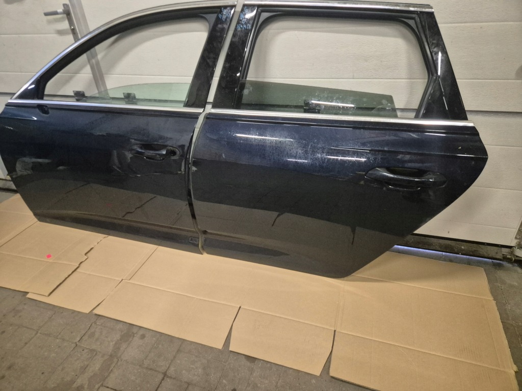 Купити Ліва передні двері audi a6 c8 4k 2019-2024r колір lx5b оригінал