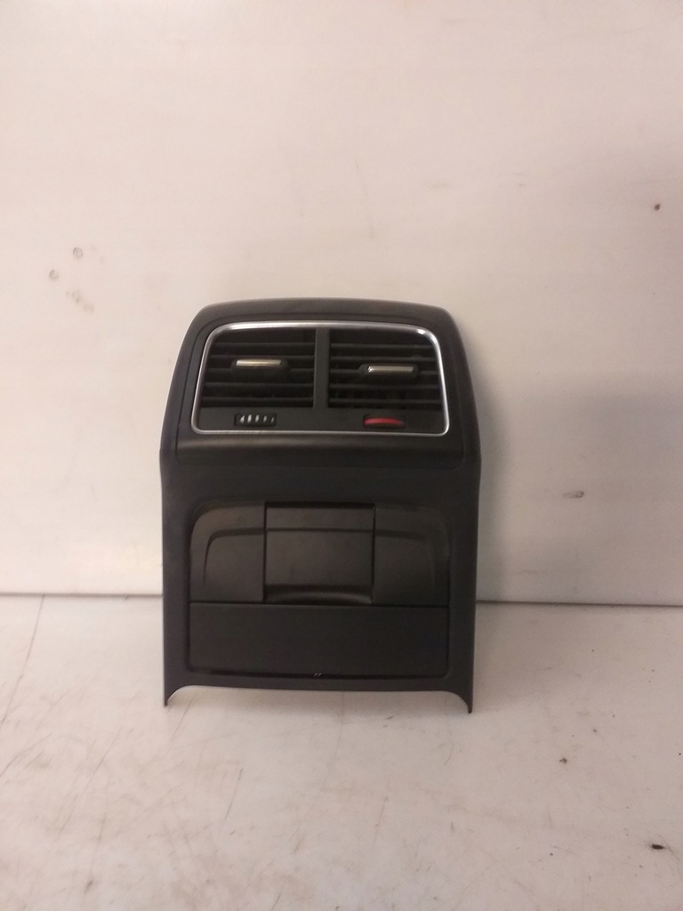 фото №1, Ґрати обдув задня audi a4 b8 комплект