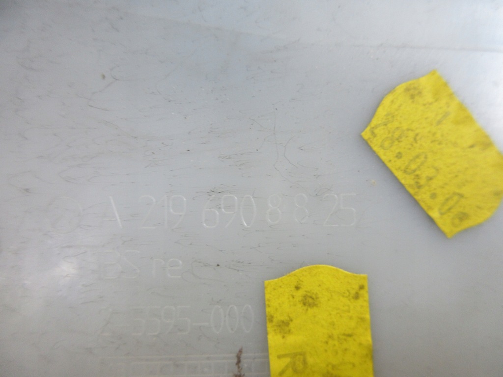 фото №7, Защита обшивка стойка правая mercedes w219 c219 cls beż