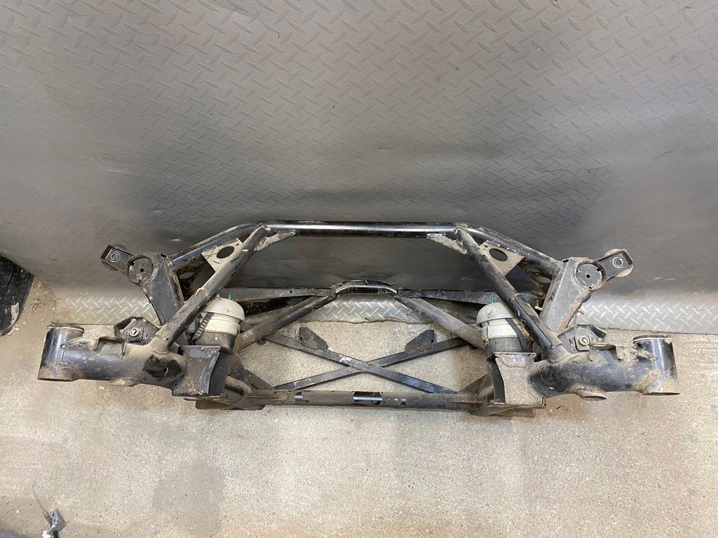 фото №10, Подрамник подрамник подрамник подрамник рама балка задняя aston martin db9