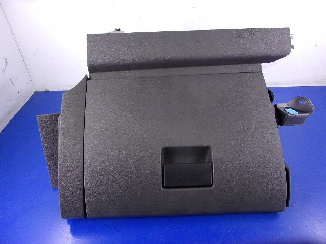 фото №1, Focus c-max i бардачок главный пассажира оригинал