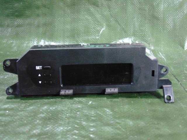 фото №1, Приборная панель дисплей hyundai i20 94102-1j320