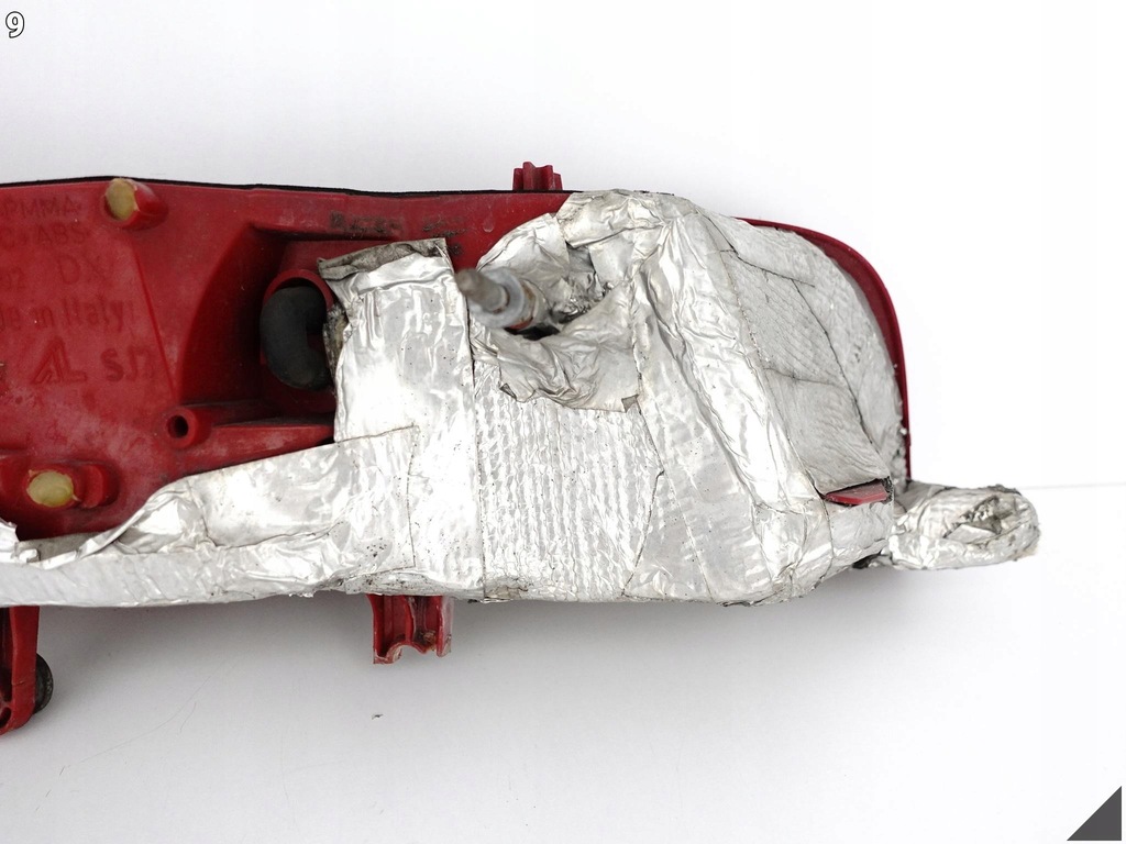 фото №10, Audi r8 420 07-12 coupe лампа led w крыло правая задняя europa 420945096