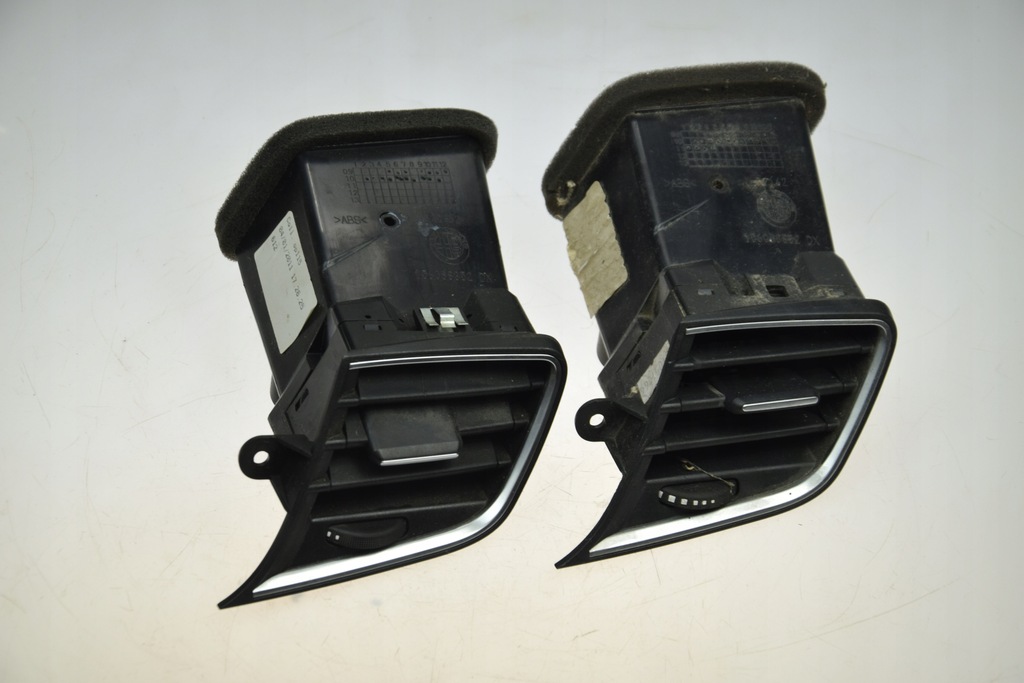 фото №1, Решітка обдув alfa romeo giulietta 2010- права