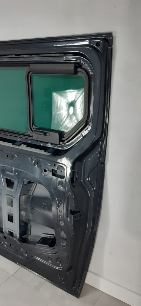 Купити Renault trafic iii двері бічний праве зсувні