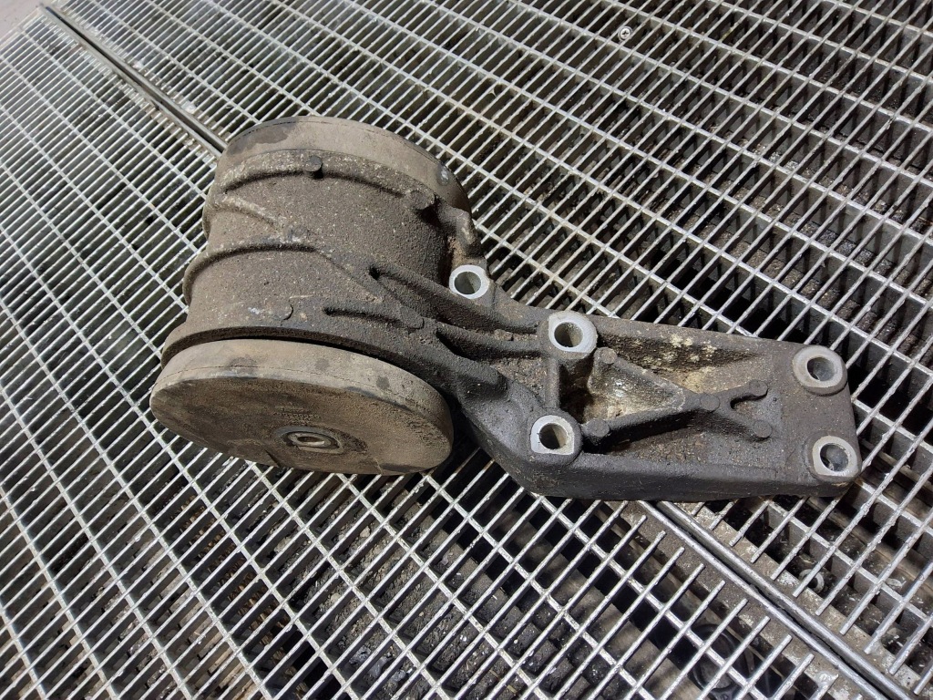 Подушка коробки передач land rover range rover l322 kqd500050 Доставка