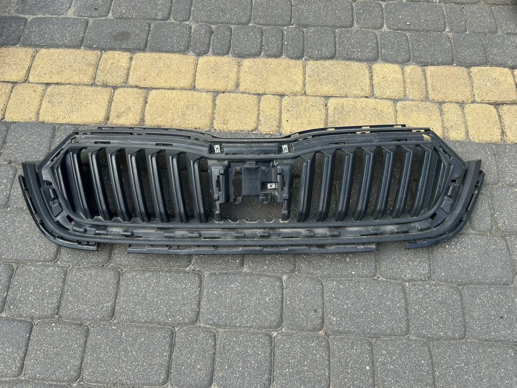 фото №1, Решётка радиатора skoda octavia mk4 2020