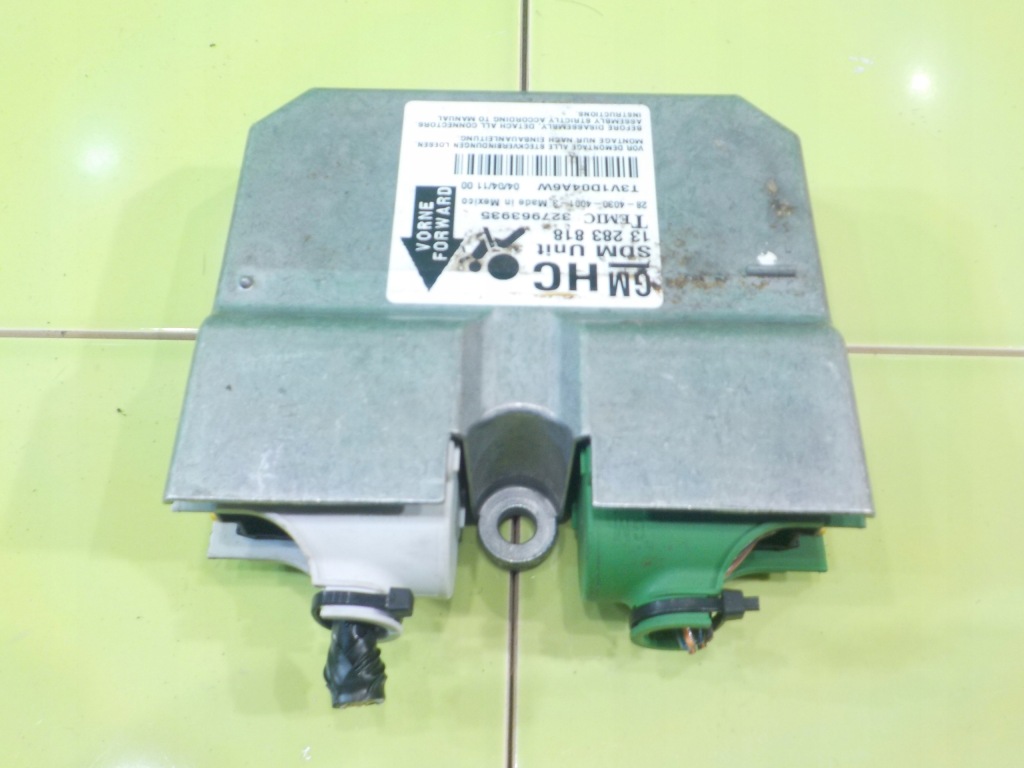 Купить Opel corsa d рестайлинг  1.2 b 12r hb 3d модуль датчик подушка безопасности 13283818