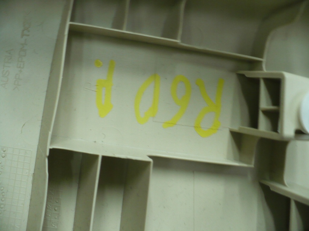 фото №3, Пластик захист стійка лівий правий задня 9801267 mini countryman r60 13r