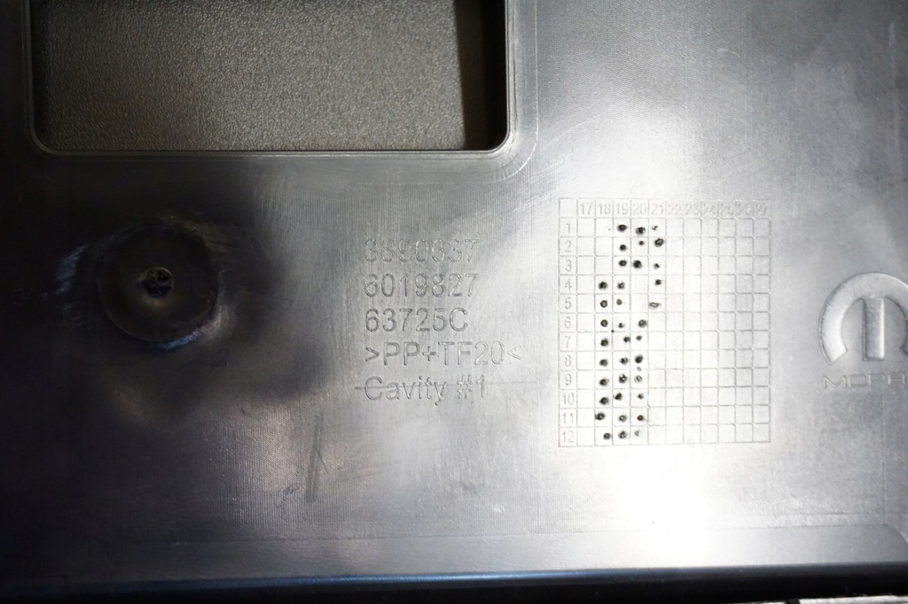 фото №13, Dodge ram 2500 laramie 2019 - приборная панель приборная приборная панель консоль воздуховод