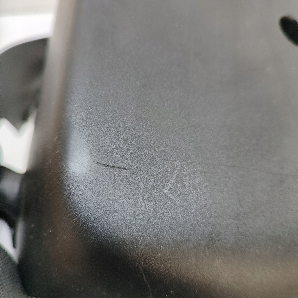 фото №5, Audi q4 sportback e-tron 2024 елементи обшивка колонки кермового