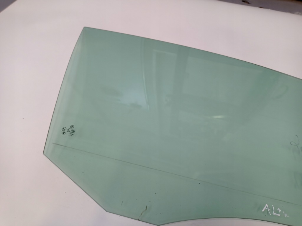 фото №4, Стекло правая перед vw passat b6