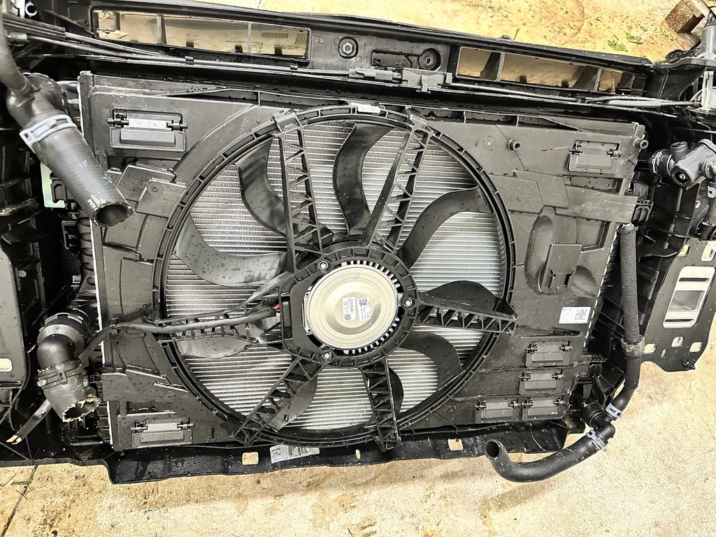 фото №12, Audi q3 83a 83f kompletny перед радиатор бампер pas передний full led