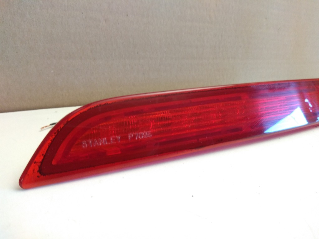 фото №4, Лампа свет стоп крышки mazda 2 ii hb 07-14 oem