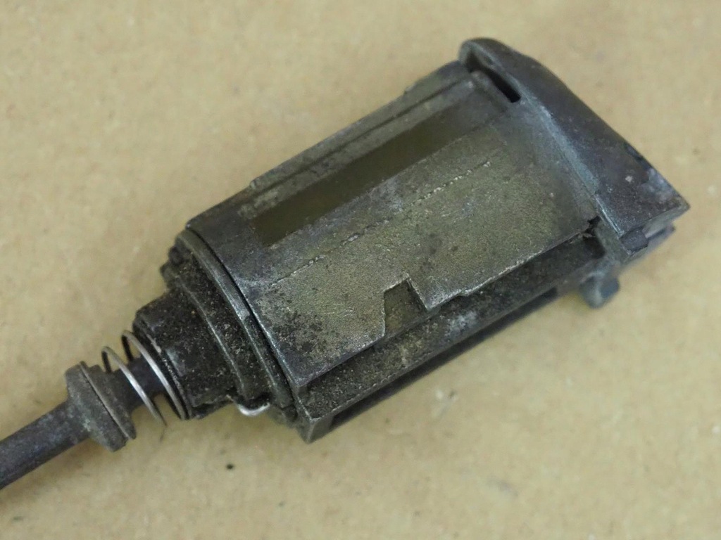 фото №7, Вкладка замка дверь водителя + ключ vel satis