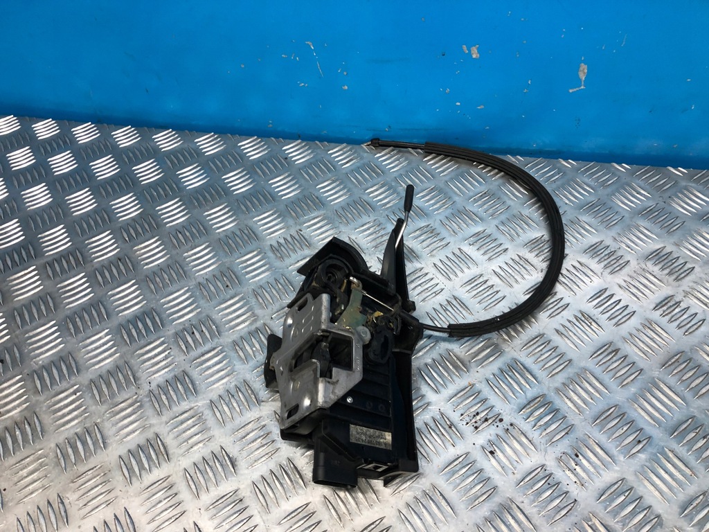 фото №1, Mercedes ml w163 lift замок дверь левый перед передний europa