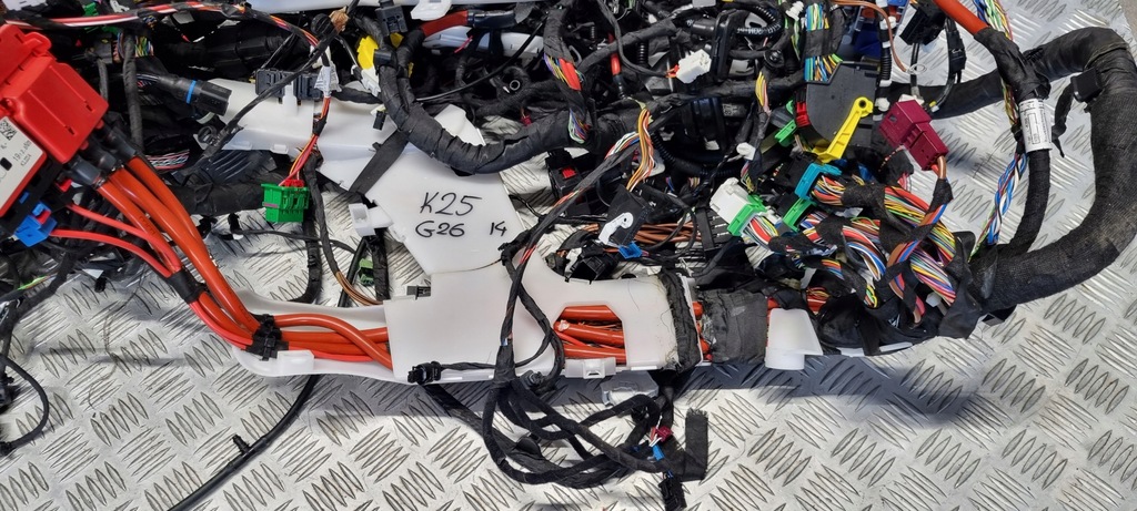 фото №11, Bmw оригинальный номер 5a68282 4' g26 i4 жгут электропроводка кабины автомобиля e40 2023 rok