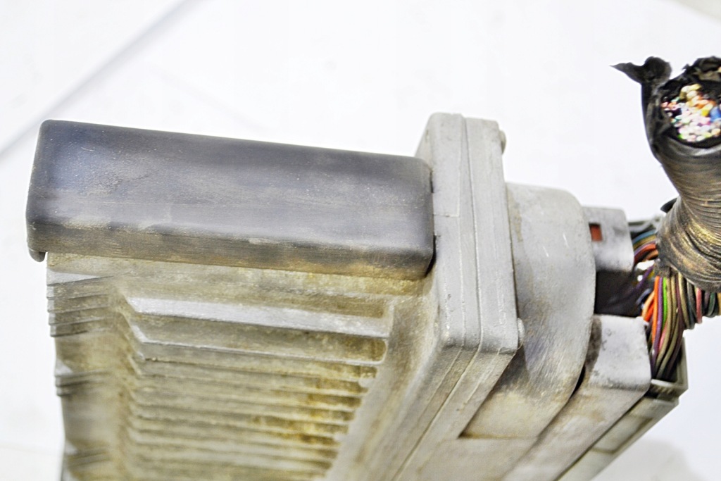 Cadillac northstar 32v v8 блок керування бортовий комп'ютер 1669wt 16214848 Ціна