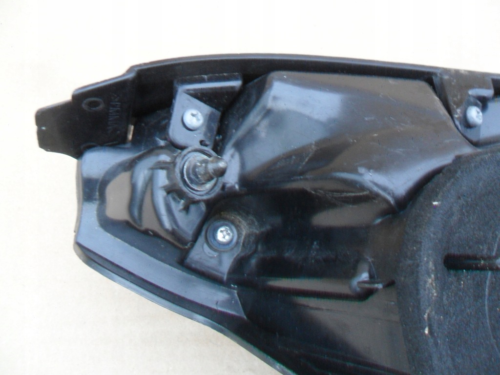 фото №10, Toyota chr 16- лампа левая led крышка багажника 81590-f4020 00