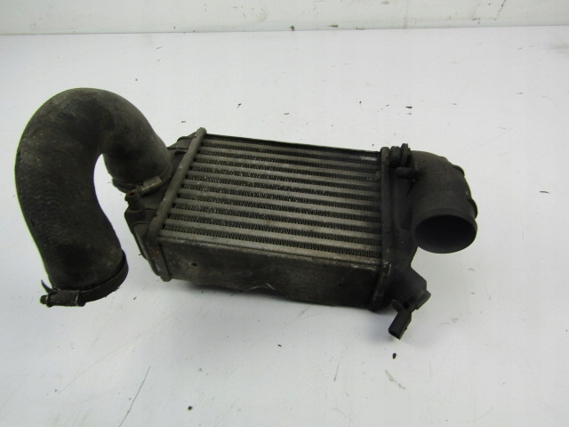 Vw passat b5 радиатор интеркулер 2,5tdi левая 059145805 Недорого