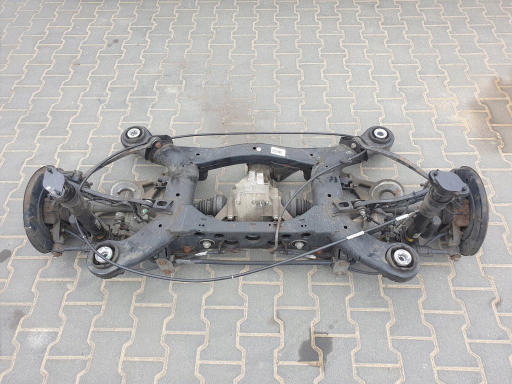 фото №1, Mercedes r-klasa w251 підвіска задня міст задній поворотний кулак задня a1643501614