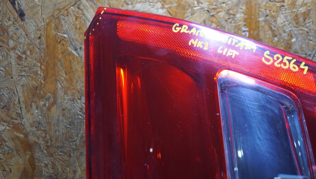 фото №8, Suzuki grand vitara mk2 ii lift лампа правий задня uk s2564