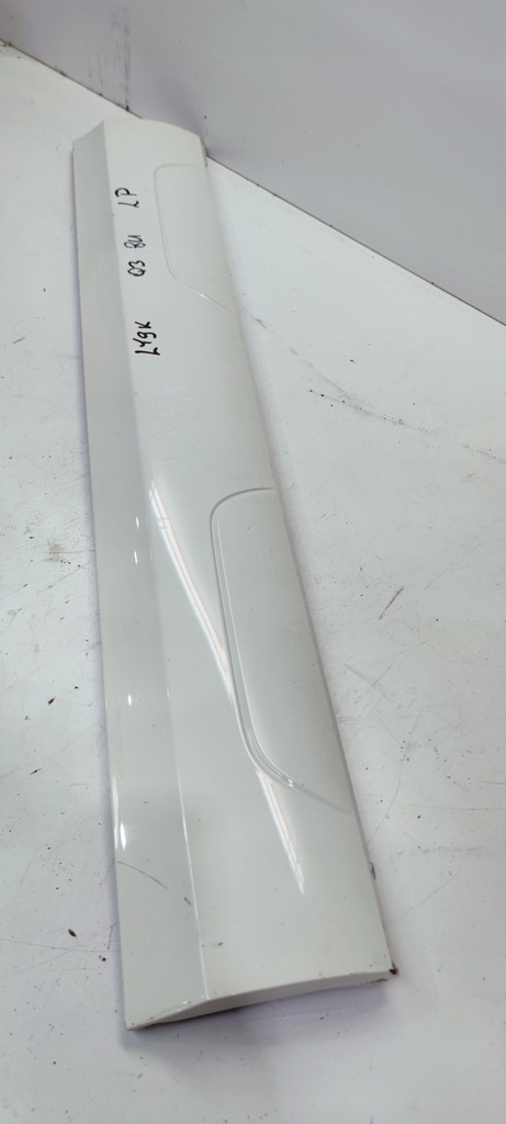 фото №5, Молдинг нижняя дверь левый перед audi q3 8u 8u0853959d ly9k