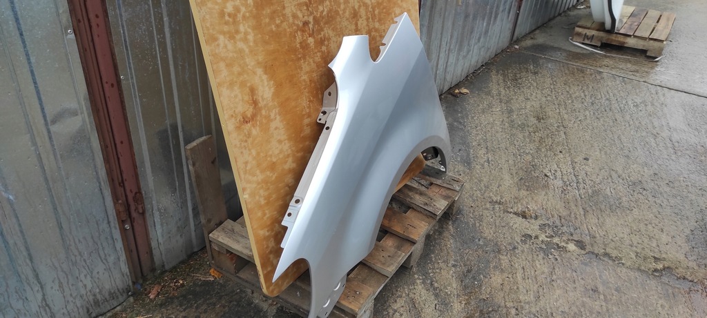 фото №10, Крыло левый vw touran 2 ii po 2010 lub caddy 3 po 2010- la7w