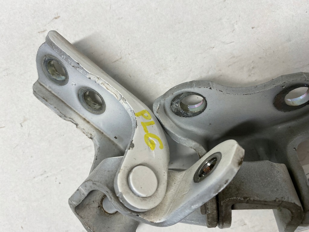 фото №4, Петлі двері перед ліва комплект citroen c1 ii