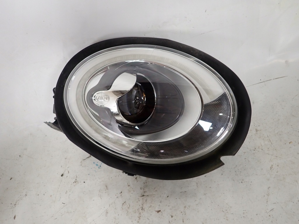 фото №1, Mini clubman f54 f55 f56 f57 лампа права перед передня led