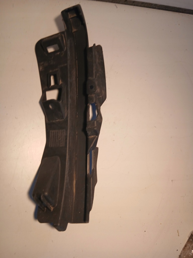 Молдинг внутрішня бардачка оригінальний номер 1286178 volvo s60 ii v60 10-18r Оригінал