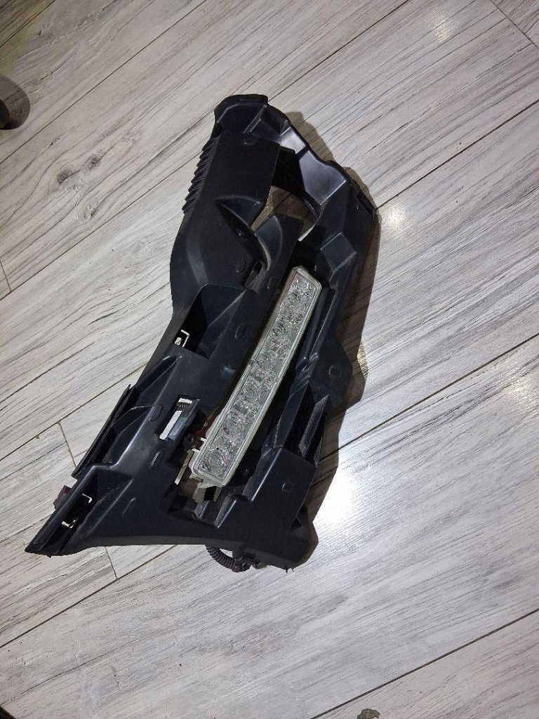 Купить Led правый кронштейн citroen c3 2 9803503980