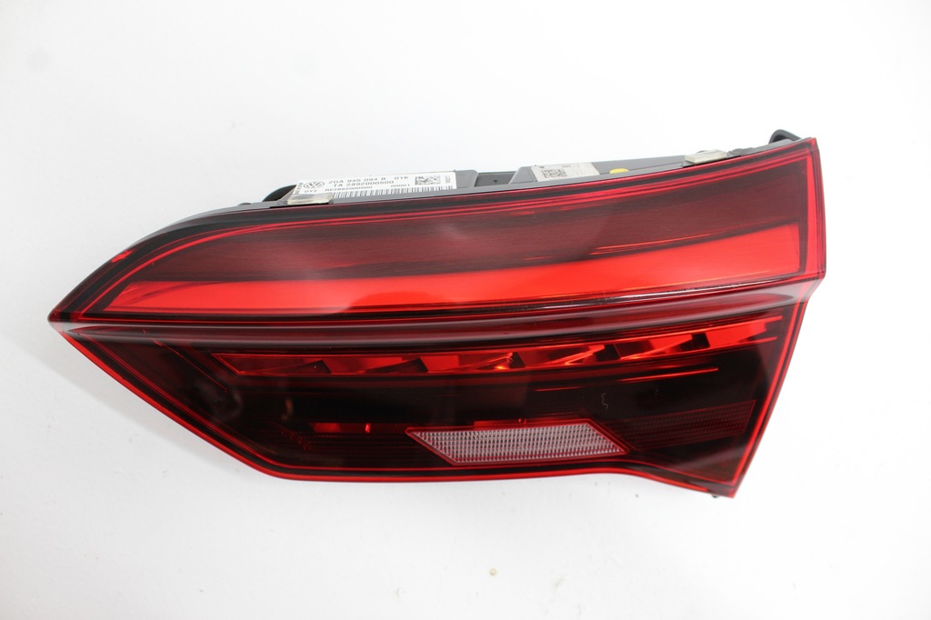 фото №2, Vw t-roc лампа кришки 2ga945094b