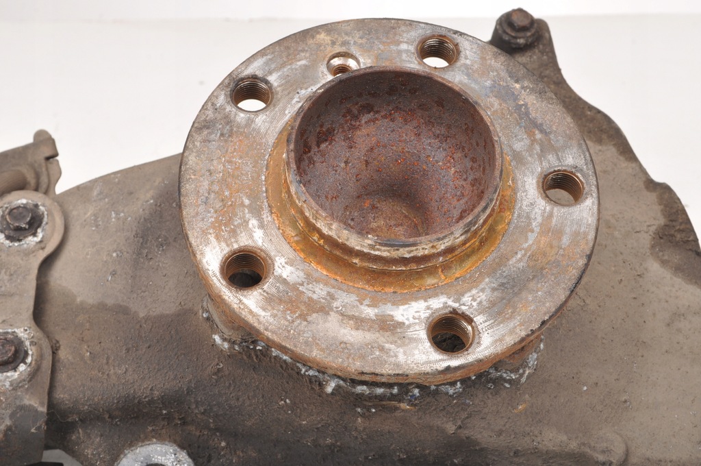 фото №6, Bmw 7 f02 4.4 v8 750i поворотный кулак правая передняя