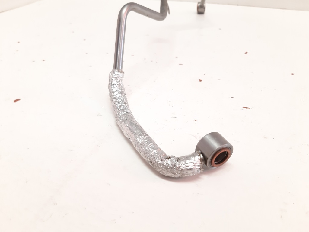 Master iii 2.3 dci шланг трубка масла 151923552r Оригинал