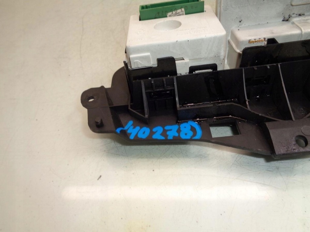 фото №3, Дисплей часы renault scenic i 8200142416