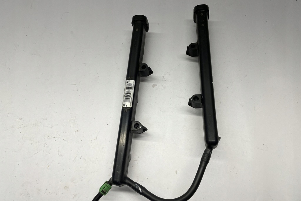 фото №10, Шланг питающий форсунки paliwa/przewód dodge charger 05184079ae