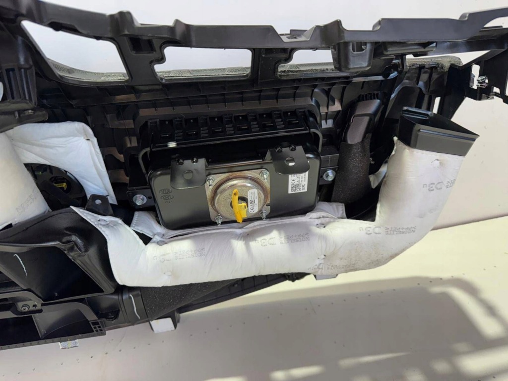 фото №8, Hyundai tucson iii lift приборная панель приборная консоль подушка безопасности ремни демонтаж