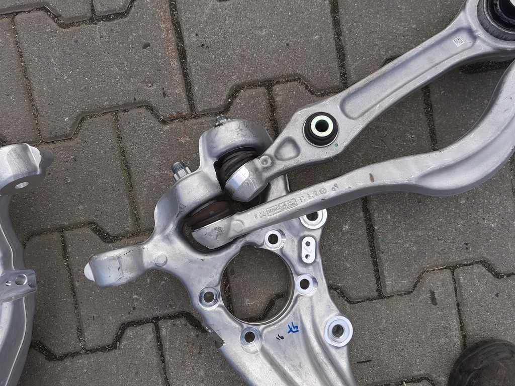 фото №5, Mercedes 217 4 matic поворотный кулак рычаг сторона