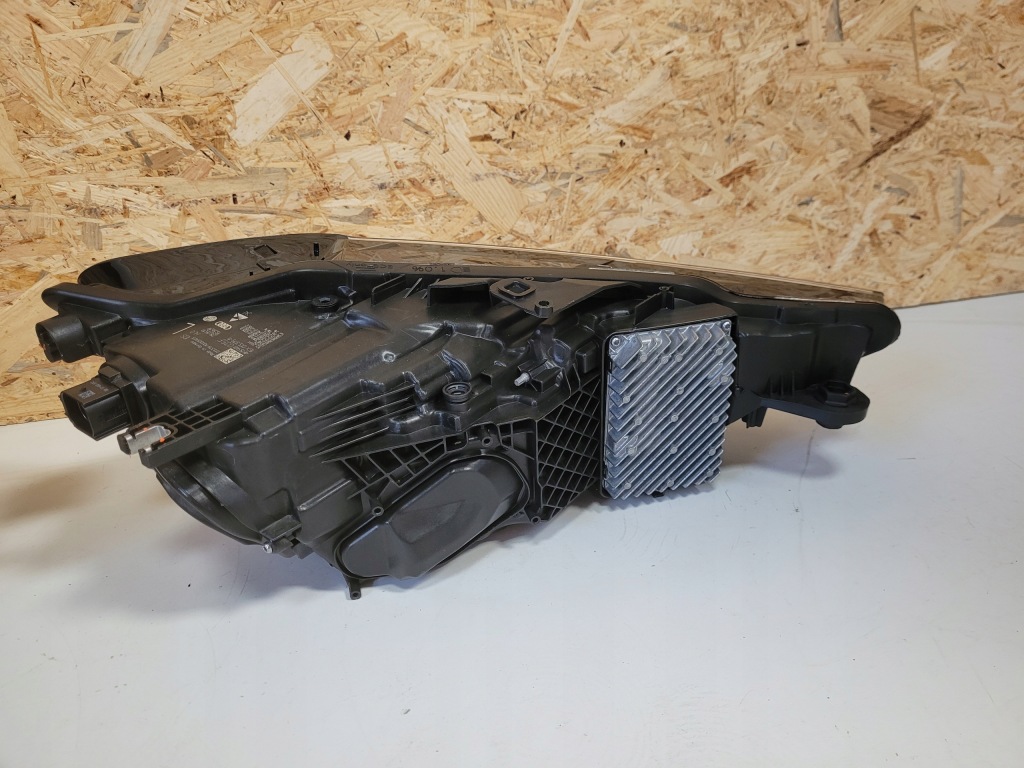 Фара audi a7 matrix 4k8941035f 4k8941036f Оригинал