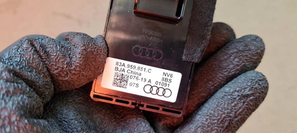 фото №8, Q3 83a панель переключатель окон левый перед 83a959851c