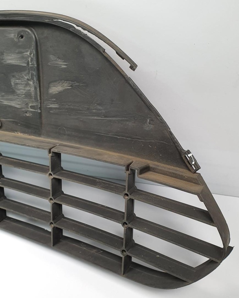 Решётка  решётка бампера ford focus mk2 8m51-17k968-be рестайлинг Недорого