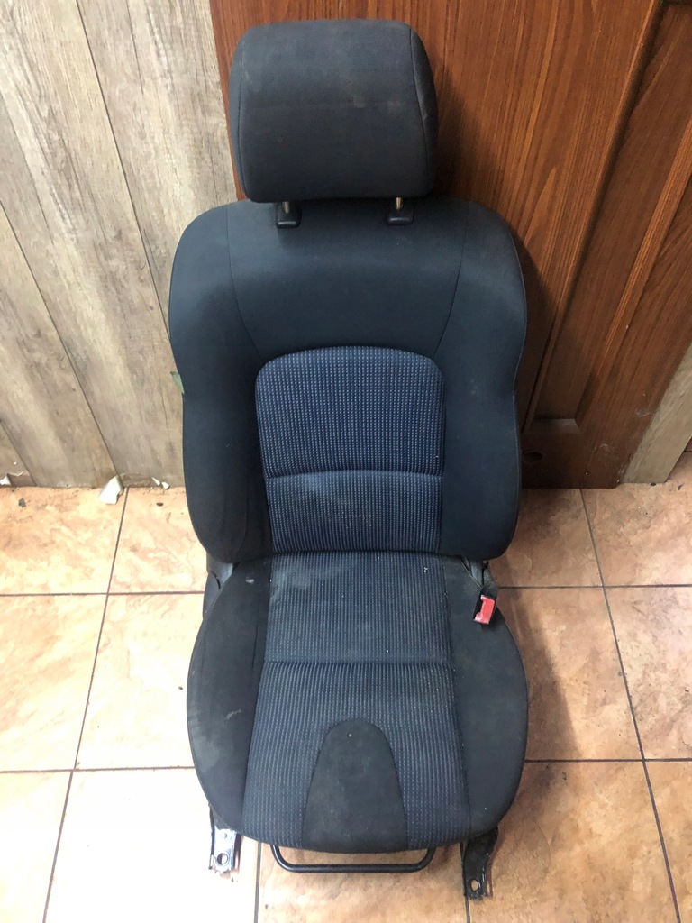 фото №9, Сидіння правий перед mazda 3 05r.