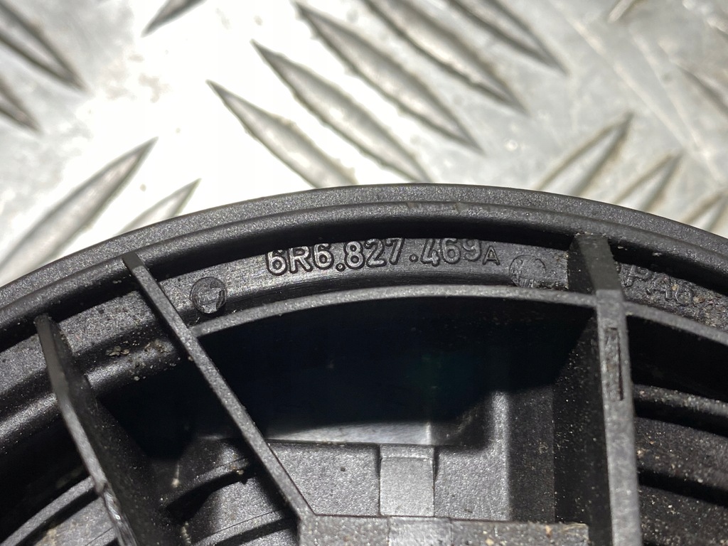 фото №6, Vw polo 6r ручка logo 6r6827469a