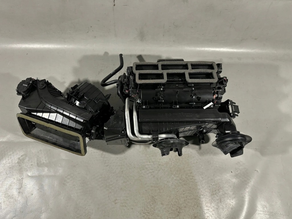 фото №12, Отопитель porsche panamera 971 971971565a 2.9l бензиновый 324kw 2018