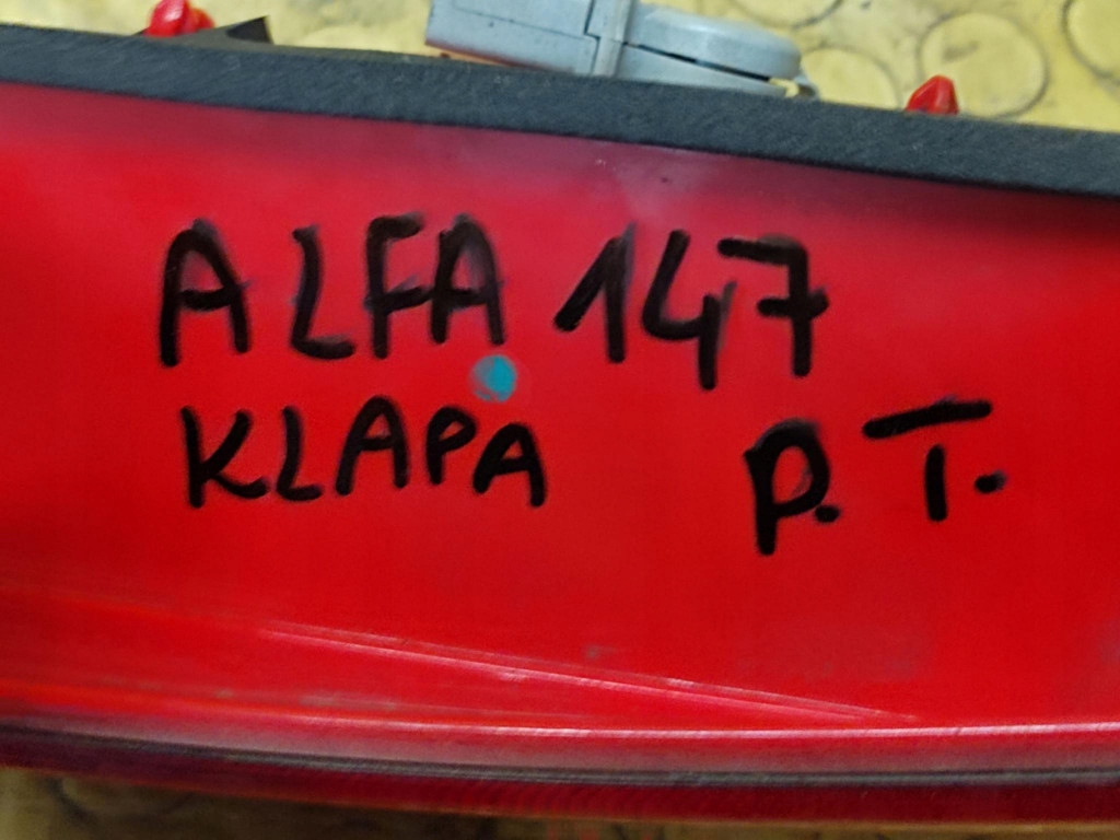 фото №12, Alfa romeo 147 лампа правый задняя w крышка 60693791
