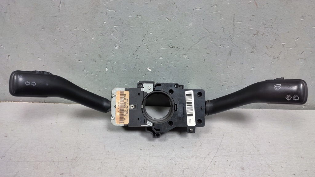 фото №1, Рычаг переключатель комбинированный volkswagen golf iv